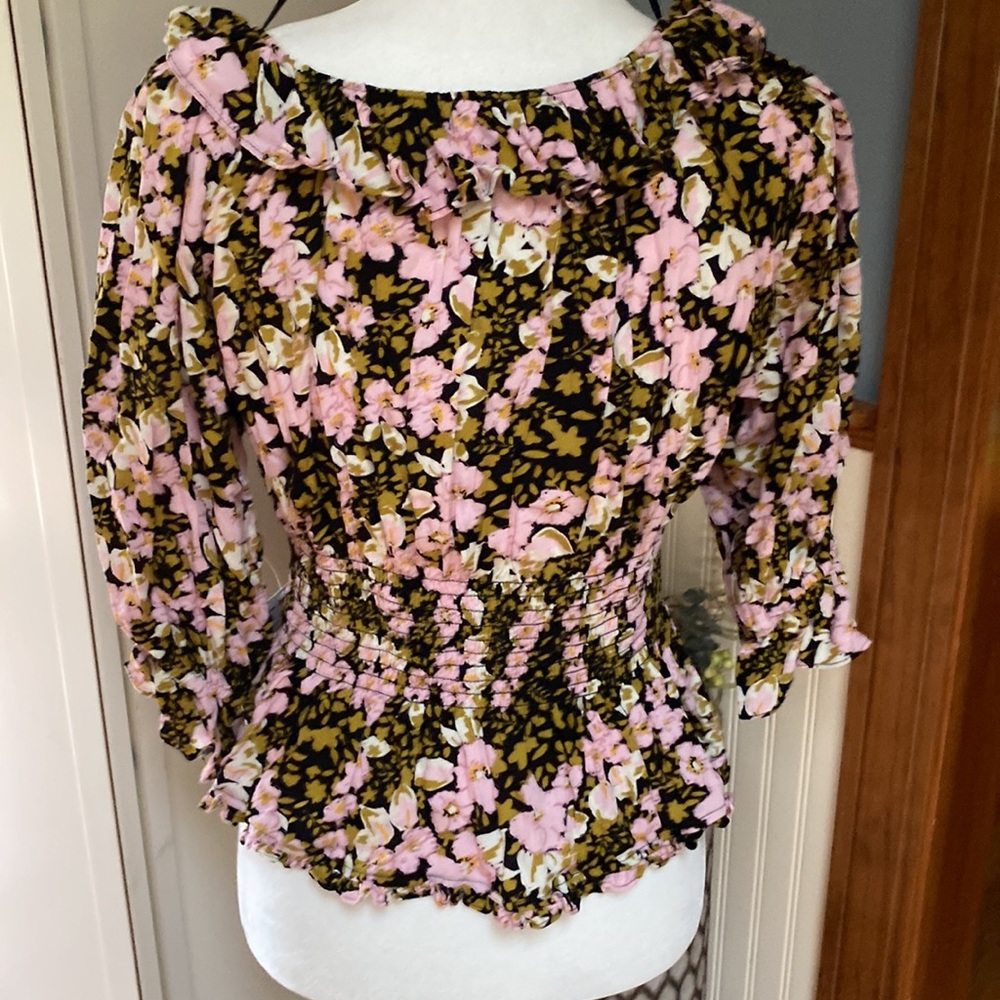 Free People black floral blouse. NWT - Picture 4 of 4